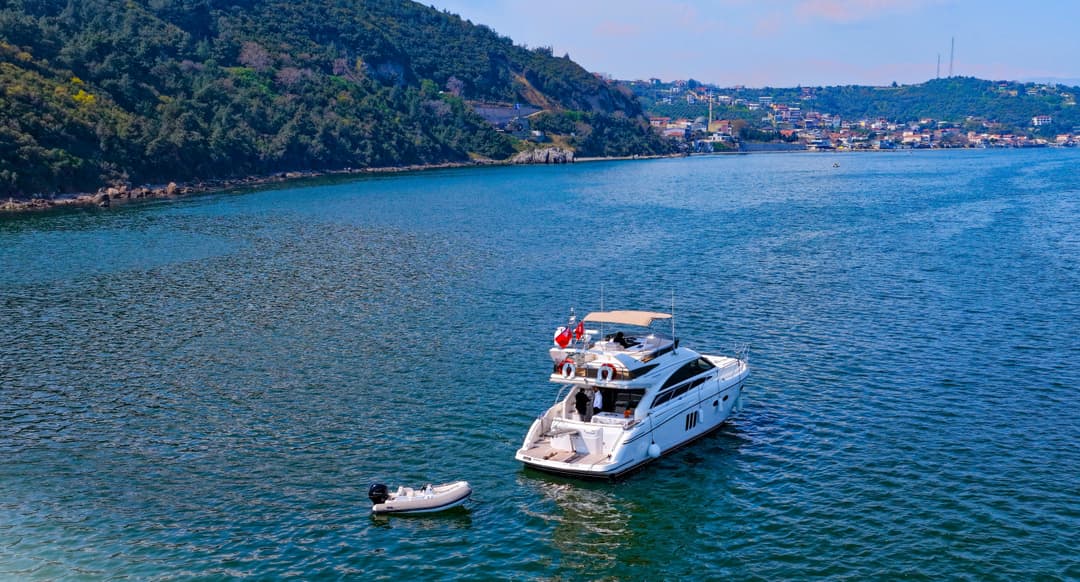 Unvergessliches 6-Personen-Meereserlebnis mit einer 20-Meter-Luxus-Motoryacht in Bodrum