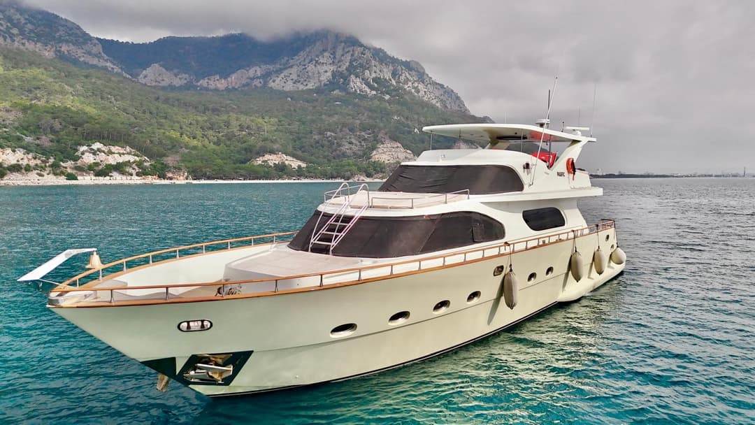Antalya Center: 27 Meters Luxury Yacht  for 12 Guests, 3 Cabins - Exclusive Day Trips & Blue Cruises