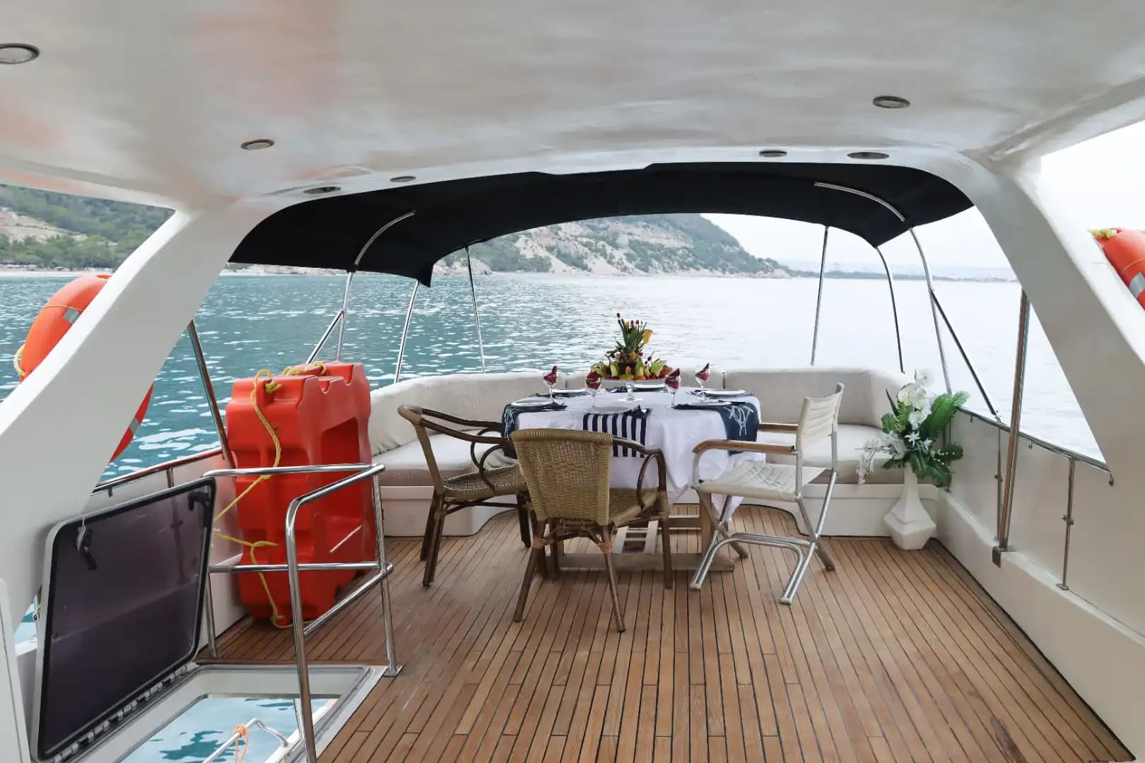 Experiencia the Magic de Antalya’s Coastline en un Yate Privado! 5