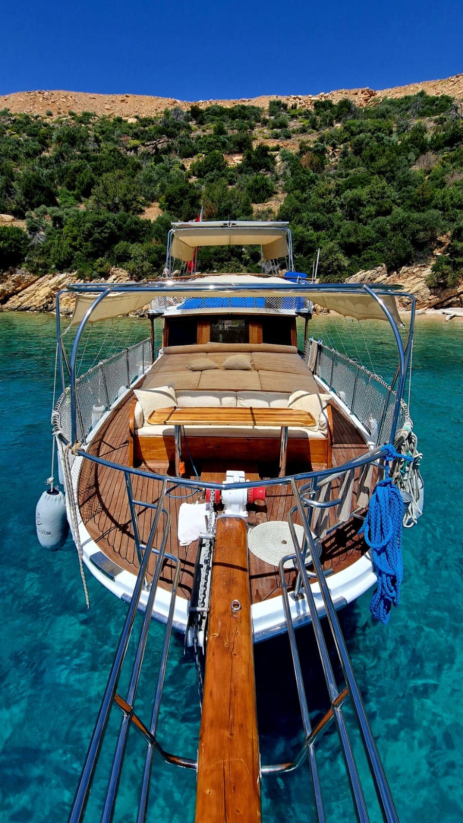 Bodrum'da 17 Kişi Kapasiteli 16 Metrelik Standart Gulet ile Keyifli Mavi Yolculuk