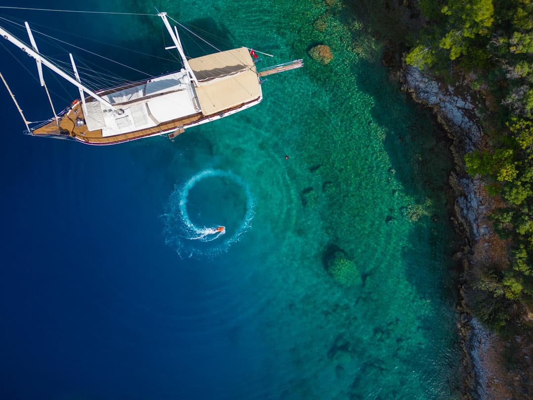Bodrum'da 5 Kabinli, 30 Metrelik Lüks Gulet ile 10 Kişilik Eşsiz Mavi Yolculuk