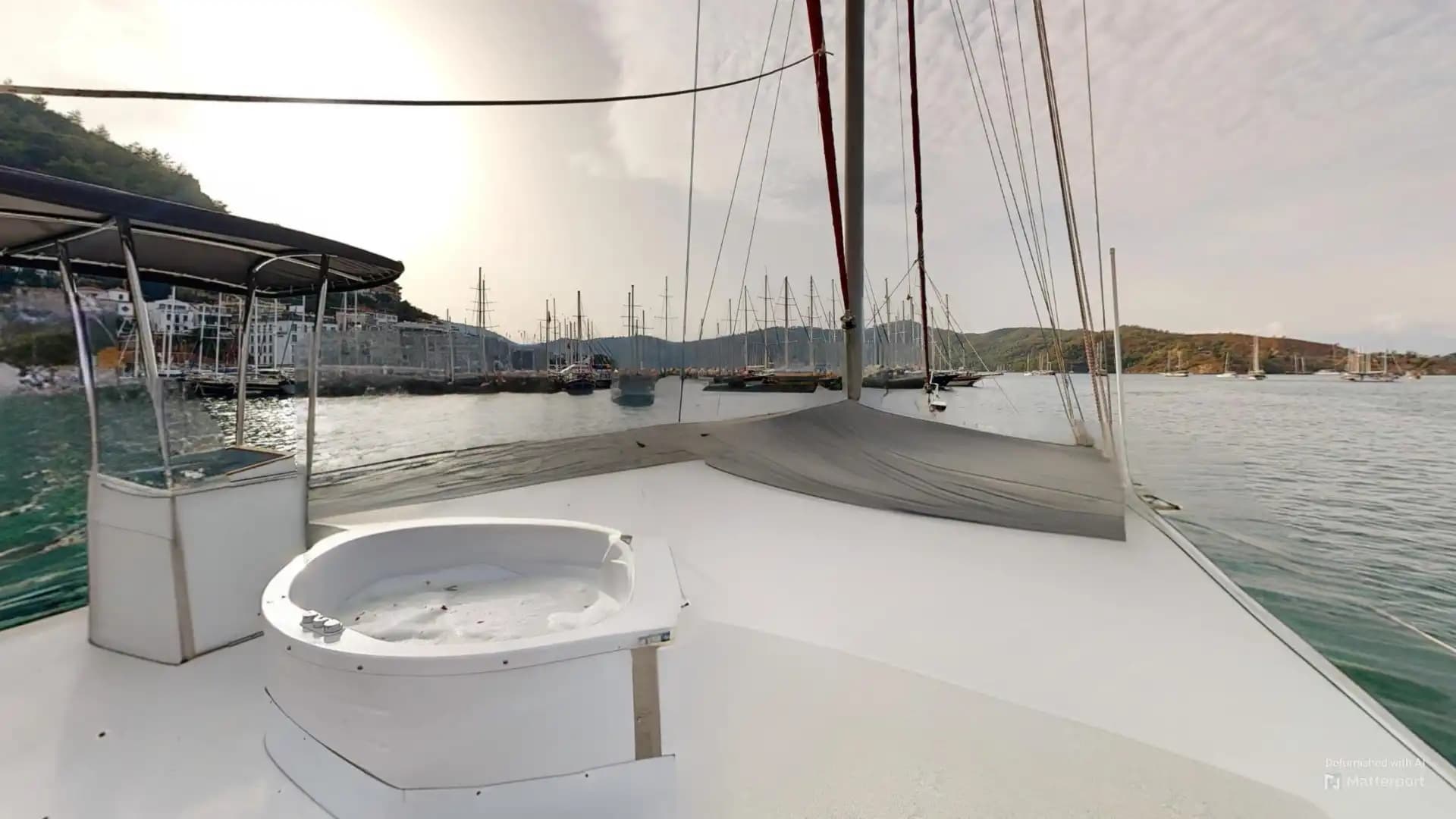 Lujo Gulet 30m: Jacuzzi Cubierta, 2 Master, Alta Tecnología 108