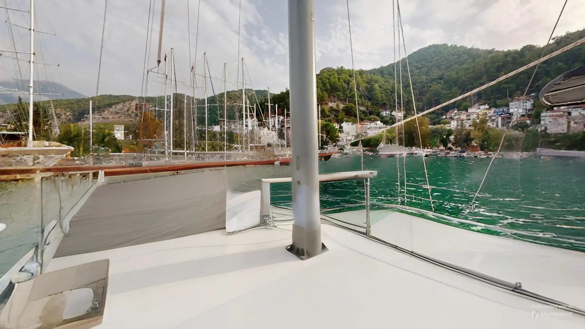 Lujo Gulet 30m: Jacuzzi Cubierta, 2 Master, Alta Tecnología 109