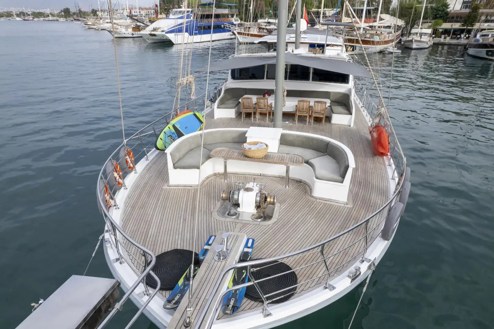 Lujo Gulet 30m: Jacuzzi Cubierta, 2 Master, Alta Tecnología 116