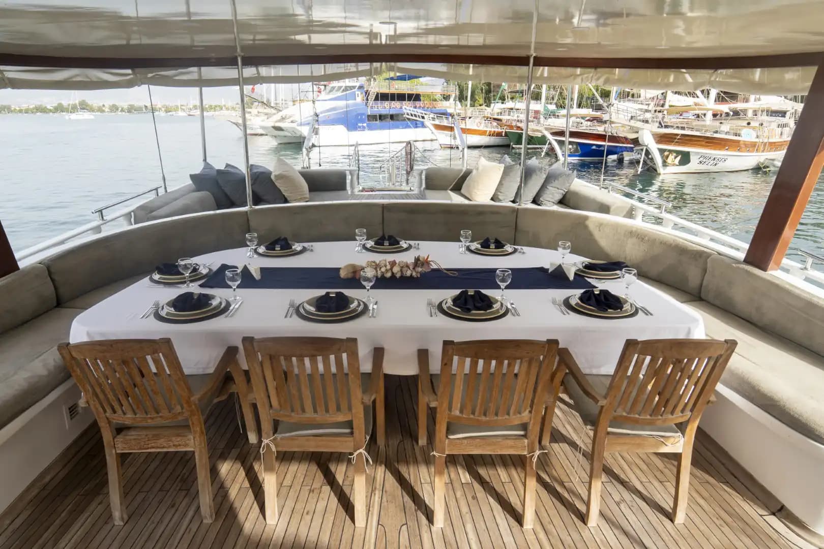 Lujo Gulet 30m: Jacuzzi Cubierta, 2 Master, Alta Tecnología 126