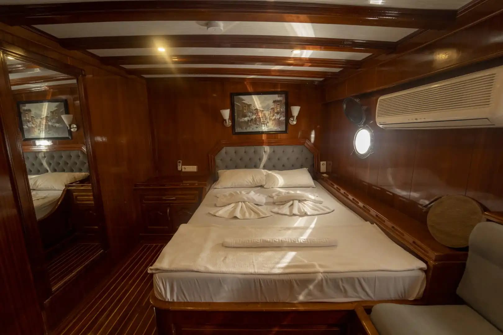 Lujo Gulet 30m: Jacuzzi Cubierta, 2 Master, Alta Tecnología 138