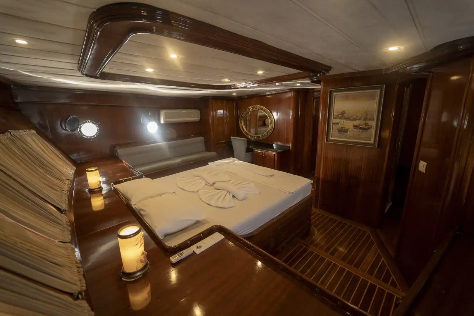 Lujo Gulet 30m: Jacuzzi Cubierta, 2 Master, Alta Tecnología 141