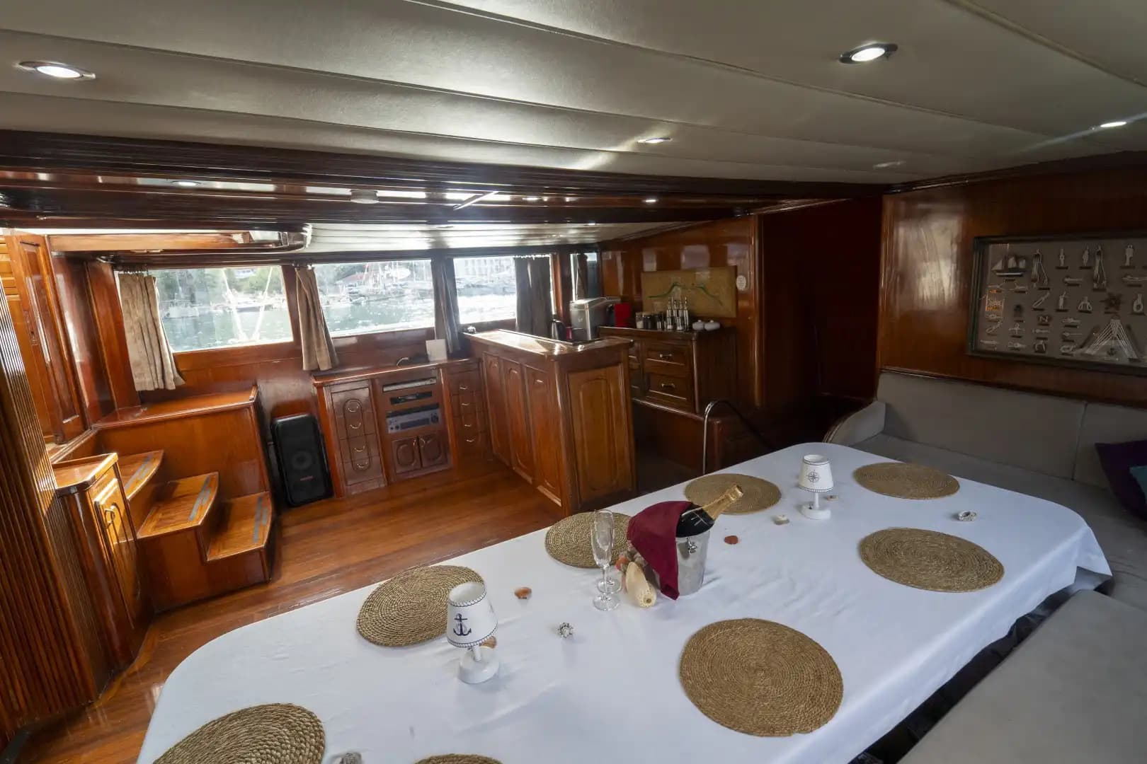 Lujo Gulet 30m: Jacuzzi Cubierta, 2 Master, Alta Tecnología 143