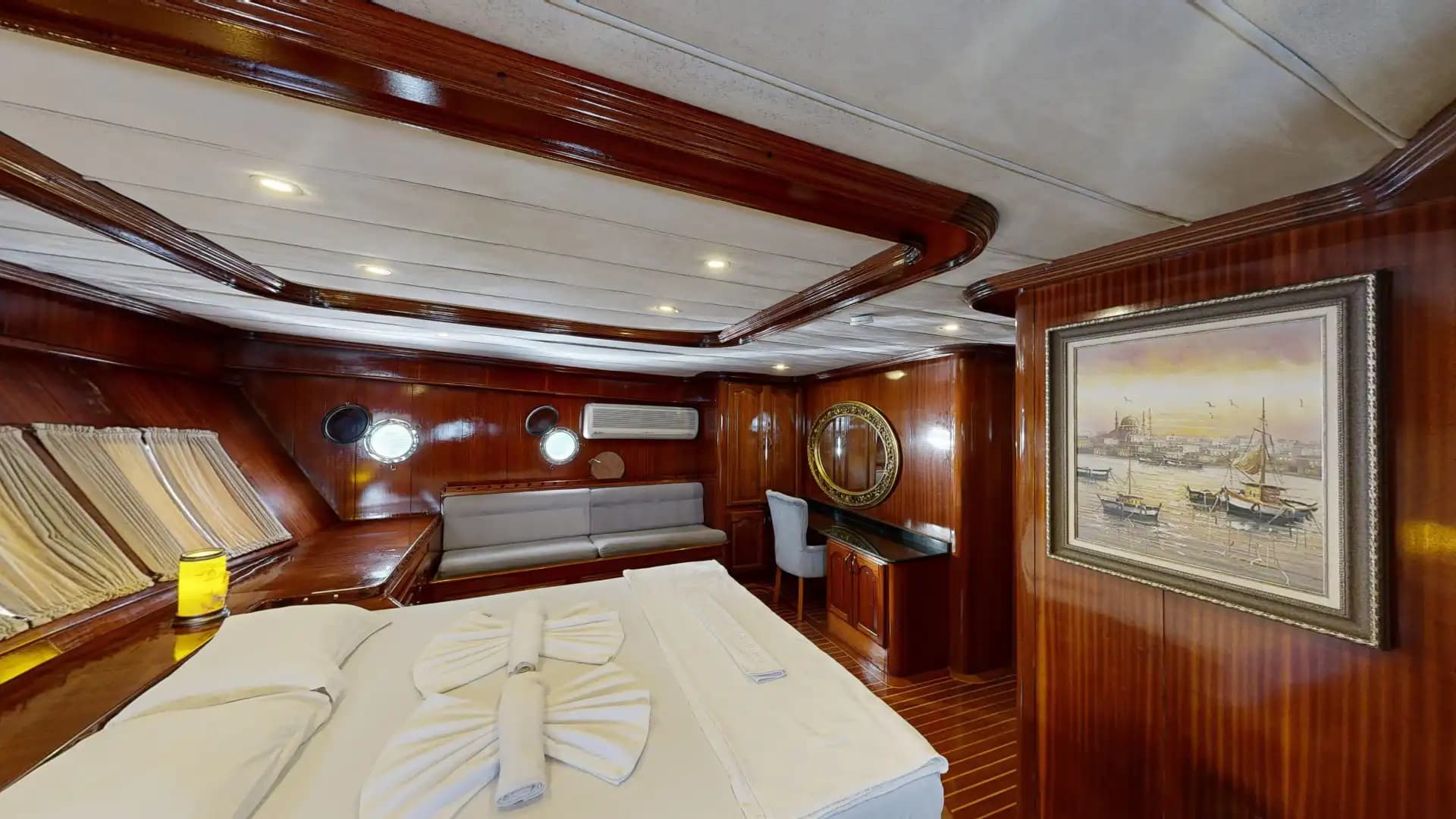 Lujo Gulet 30m: Jacuzzi Cubierta, 2 Master, Alta Tecnología 41