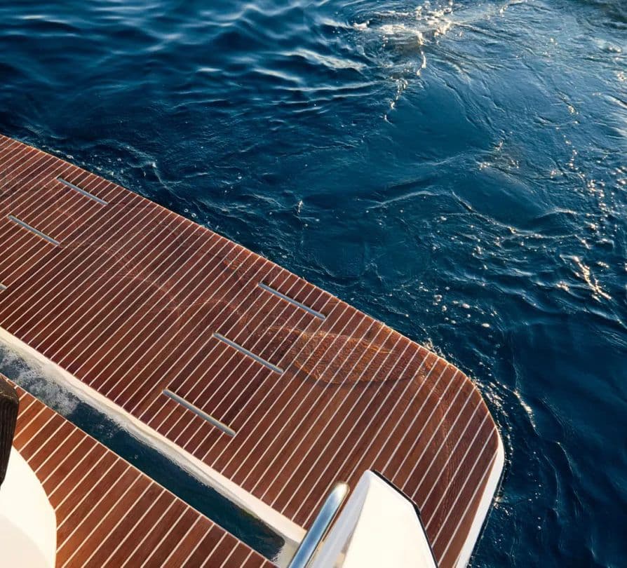 Marmaris'in 15 Metrelik Lüks Teknesi ile 7 Kişilik Unutulmaz Deniz Tatili Deneyimi 2