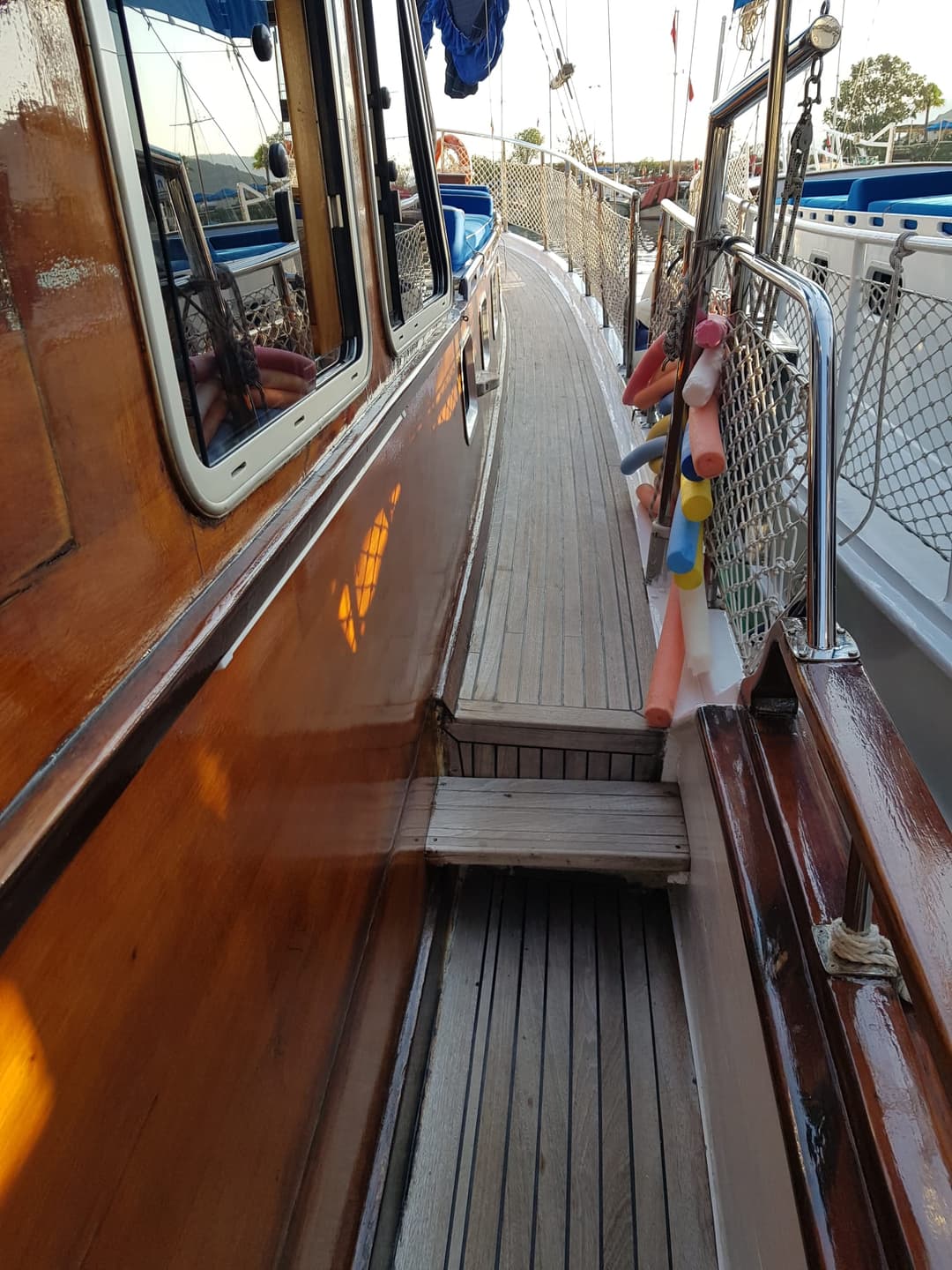 Onvergetelijke Zeerius voor 12 Personen met een Luxe 15 Meter Gulet in Kaş & Speciale Pakketten