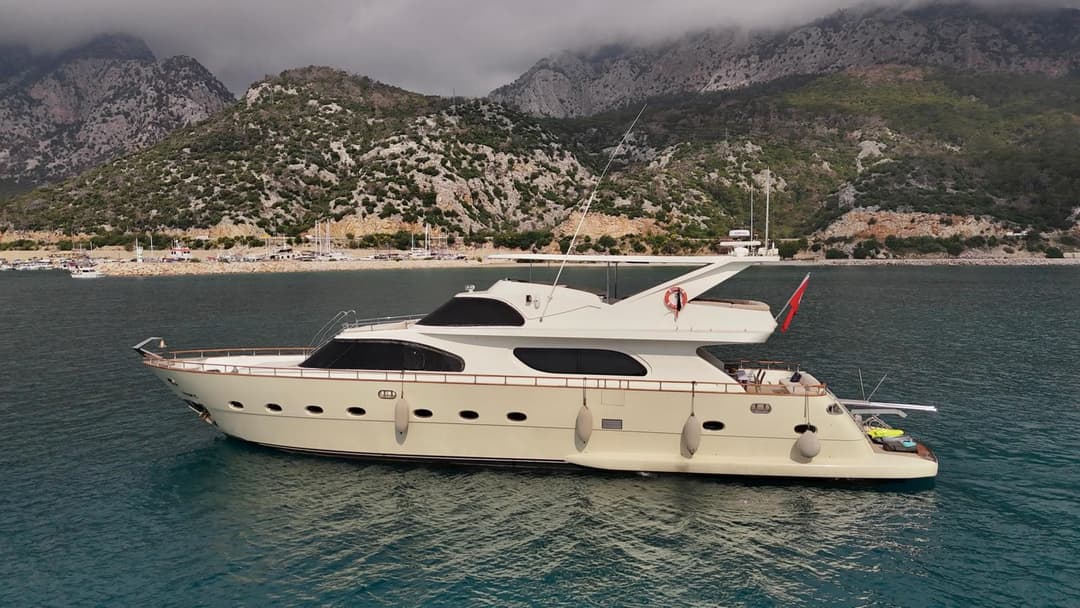 Antalya Center: 27 Meters Luxury Yacht  for 12 Guests, 3 Cabins - Exclusive Day Trips & Blue Cruises