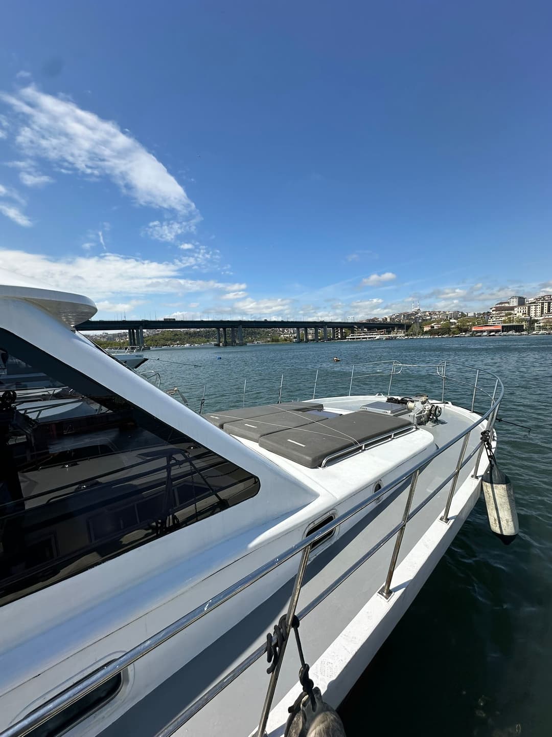 Louez un yacht à Eminönü et profitez du Bosphore !
