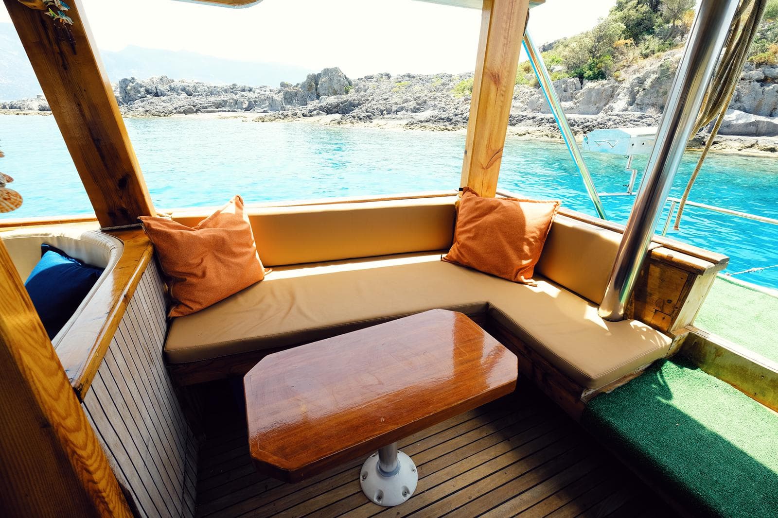 Luxe Privé Bootverhuur voor een Fun-Filled Day at Sea 25