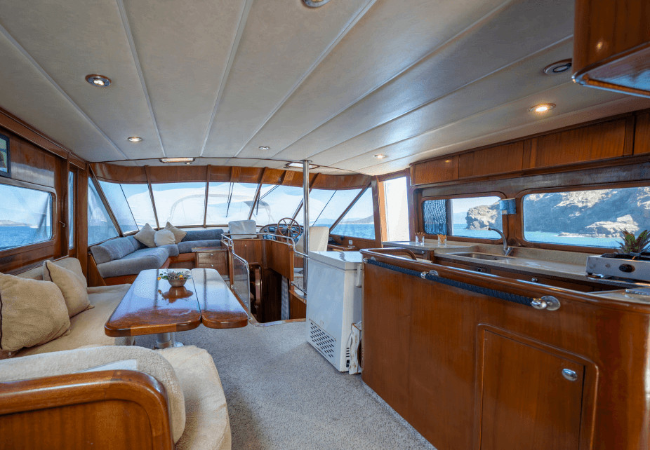 Luxus-Motoryacht 19m in Fethiyes türkisfarbenem Meer 14