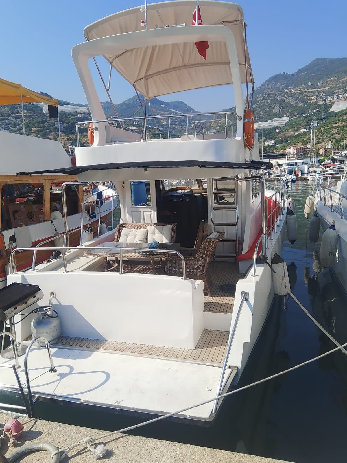 Alanya: Alquiler de Lujoso Barco de 13 Metros para 12 Personas, 1 Camarote 3