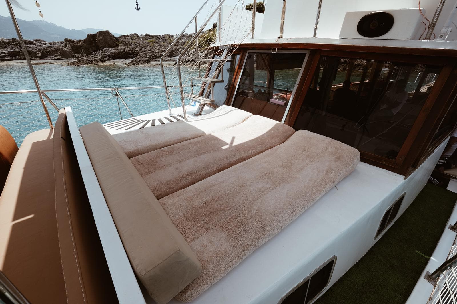 Luxe Privé Bootverhuur voor een Fun-Filled Day at Sea 24