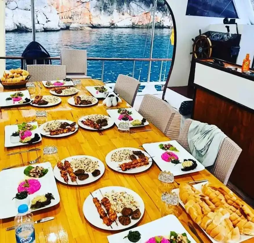 Exklusiver Urlaub mit einer Top-Gulet in Kaş 7