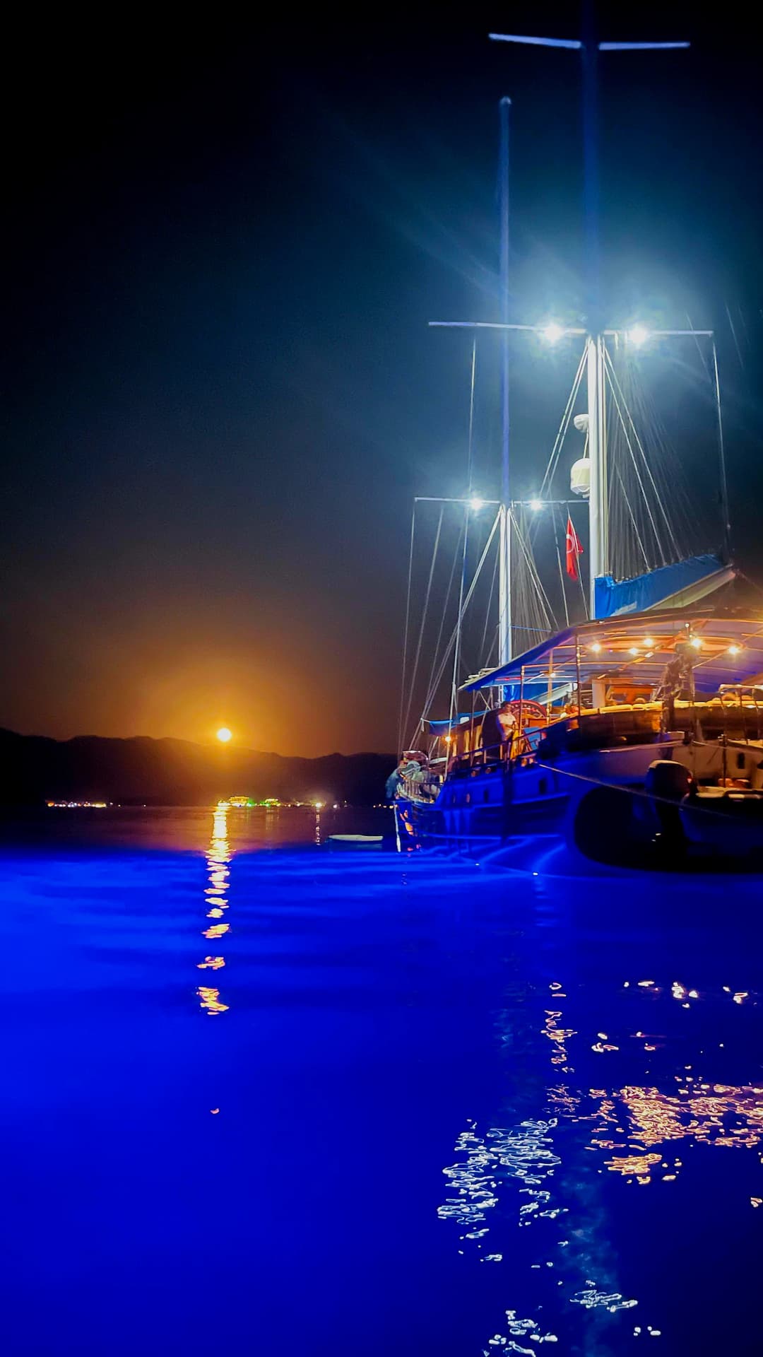 Unforgettable 30-Meter Standard Gulet Journey for 20 People from Marmaris