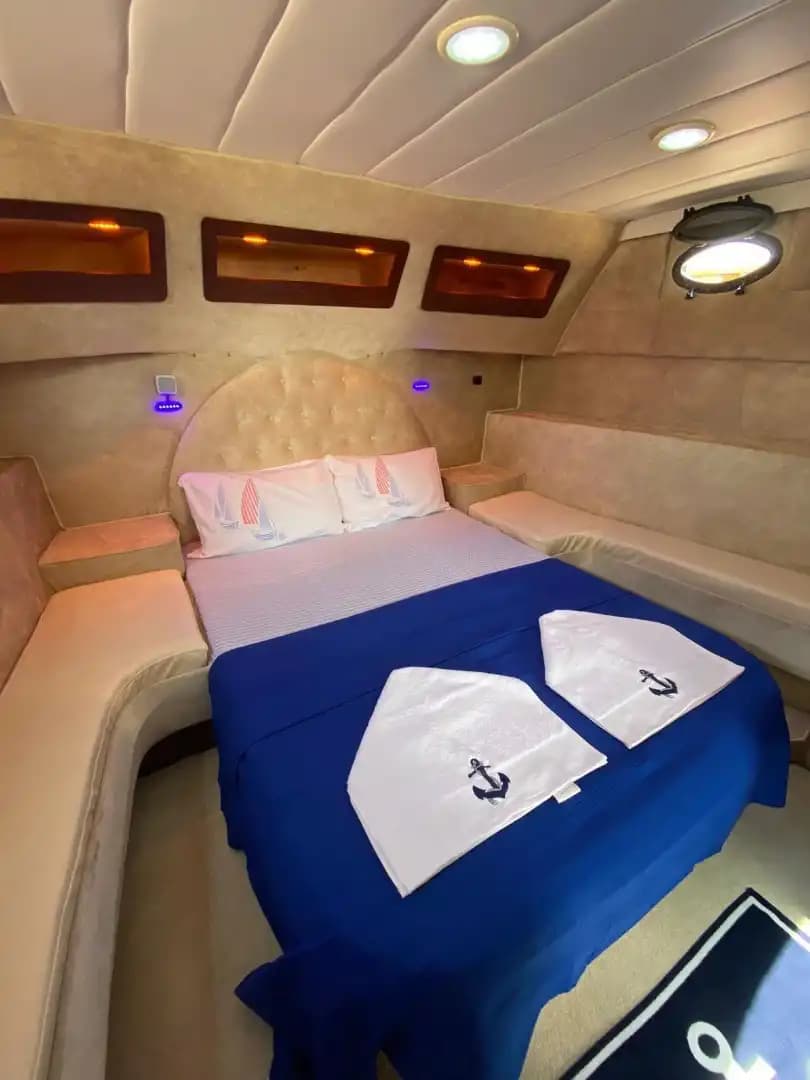 14-Meter Custom-Made Stylish and Modern Boat for 12 People in Antalya Kundu 7