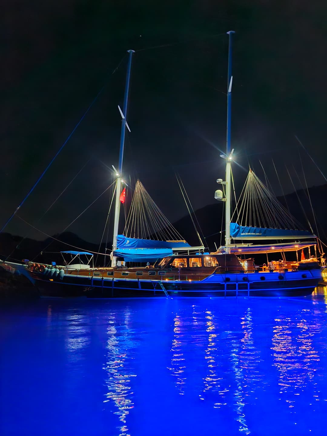 Unforgettable 30-Meter Standard Gulet Journey for 20 People from Marmaris