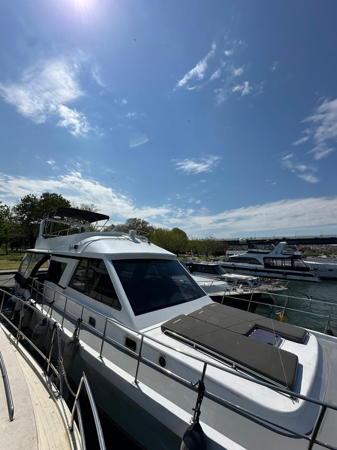 Louez un yacht à Eminönü et profitez du Bosphore !