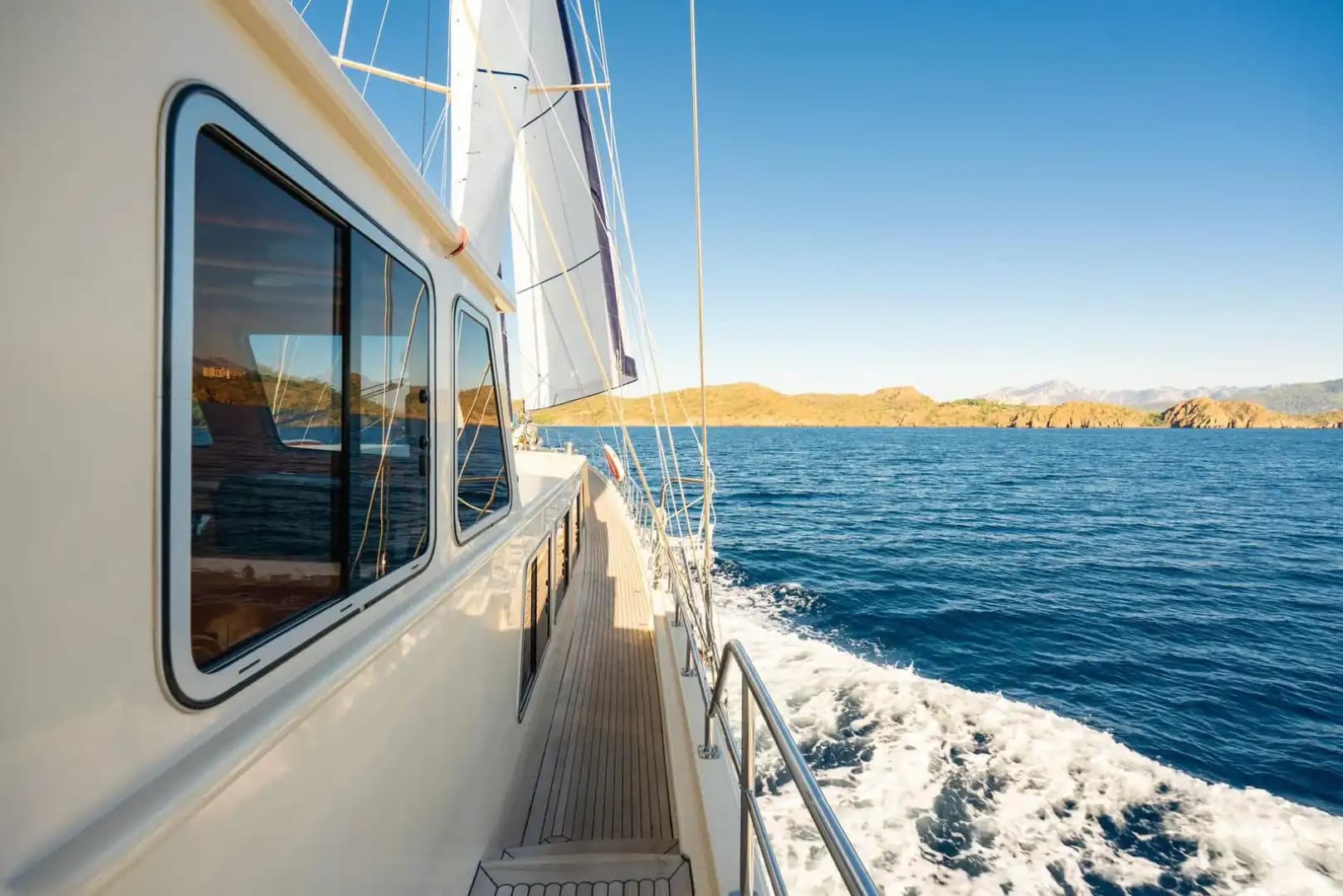 Confortable Accommodation on a 7-Meter Wide, 6-cabines Gulet in Marmaris 12