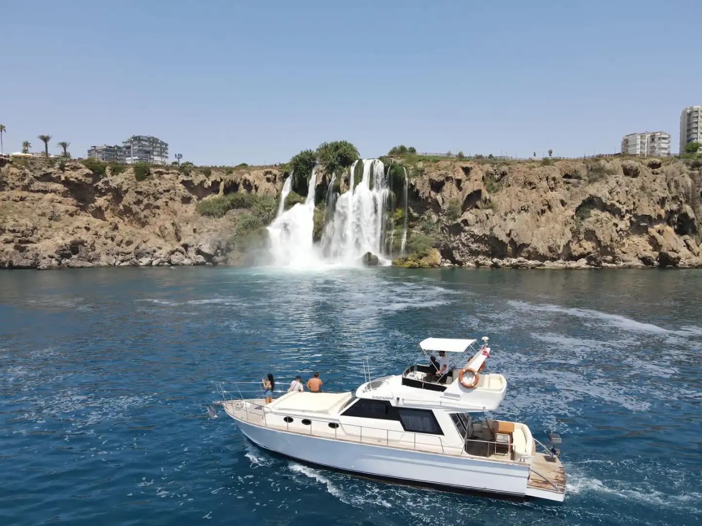 14-Meter Custom-Made Stylish and Modern Boat for 12 People in Antalya Kundu 2