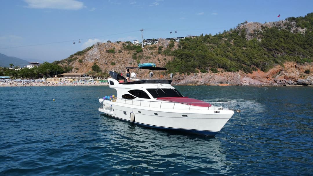 Luxury Custom-Designed Yacht para a Crucero Azul in Alanya