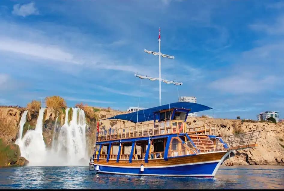 Antalya Kundu: Dinner Cruise to Düden Waterfalls 4