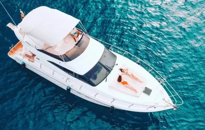 Luxe bootervaring met Azimut Comfort in Antalya: perfect voor cruisen en zwemmen 3