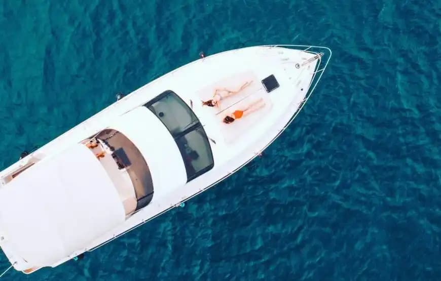 Luxe bootervaring met Azimut Comfort in Antalya: perfect voor cruisen en zwemmen 4