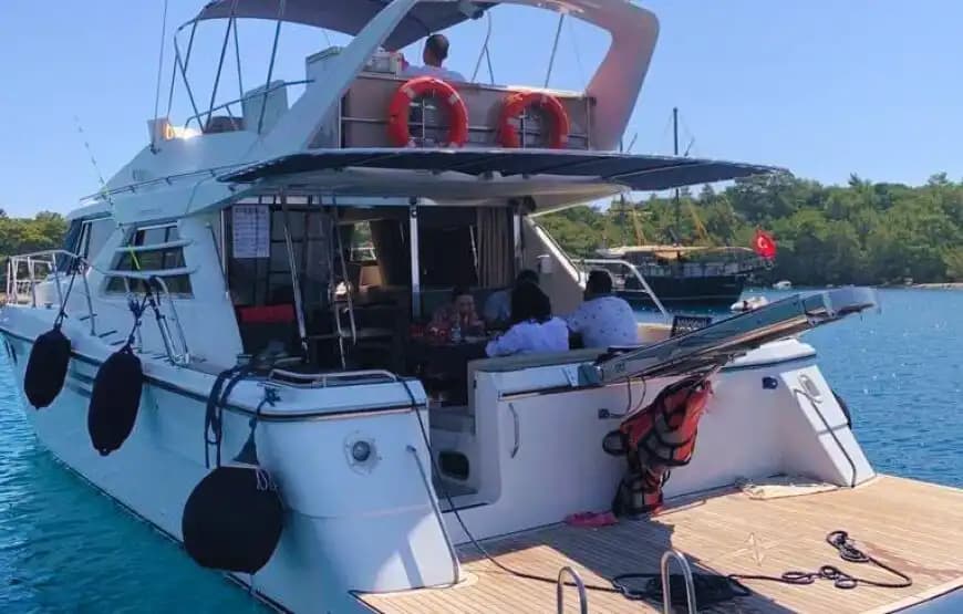17-Meter Luxury Cruise on a Princess Motoryacht in Antalya: Un 3-cabines Expérience inoubliable 7