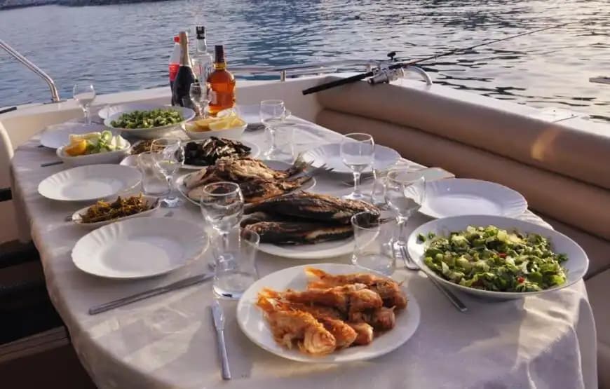 17-Meter Luxury Cruise on a Princess Motoryacht in Antalya: Un 3-cabines Expérience inoubliable 6