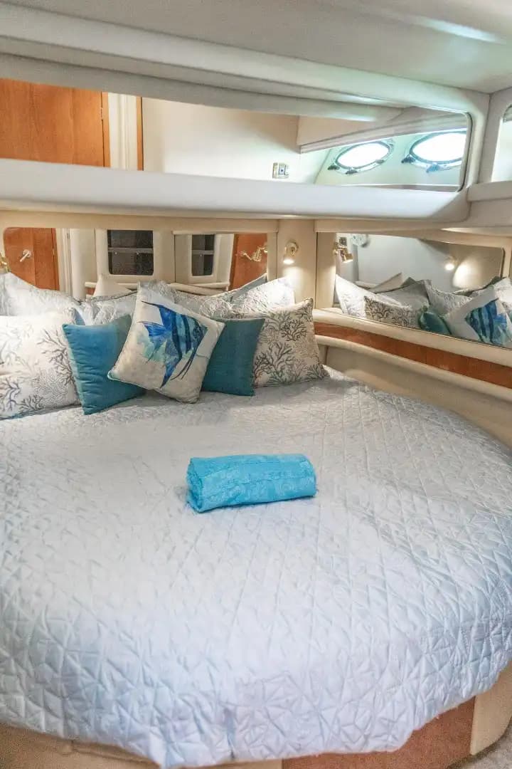 Privé motorjachtcharter Antalya | Searay 480-daagse trip en cruise bij zonsondergang 15