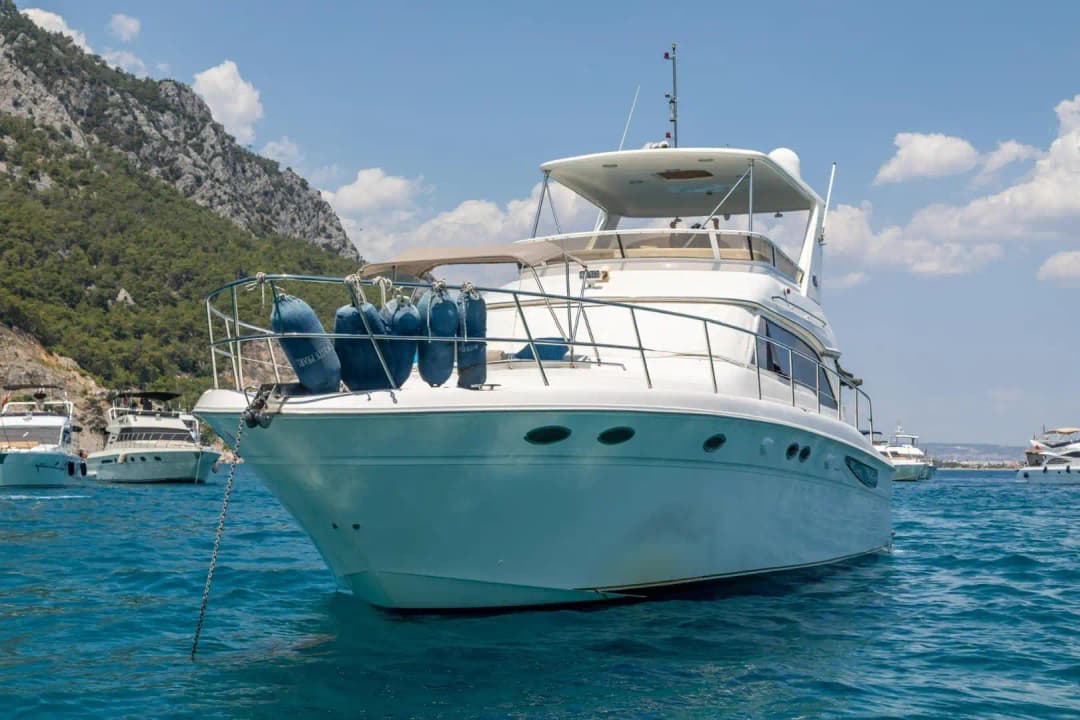 Antalya'da Özel Motoryat Kiralama | Searay Marka Günlük Tur ve Sunset Turu