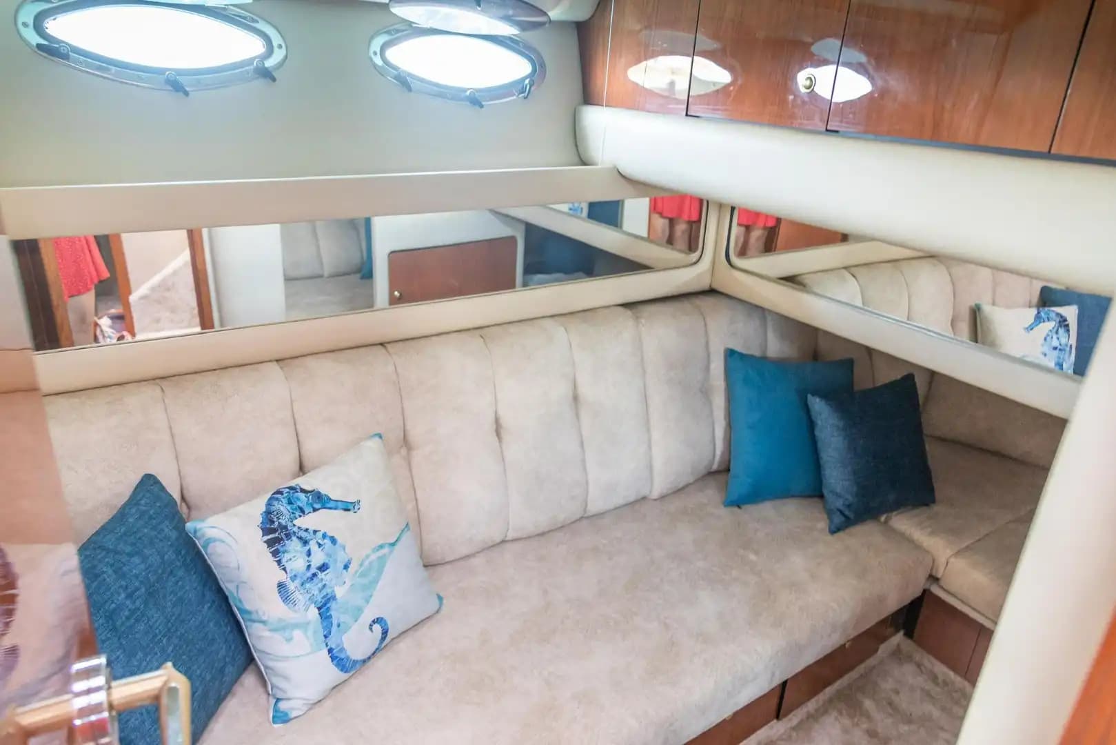 Privé motorjachtcharter Antalya | Searay 480-daagse trip en cruise bij zonsondergang 9