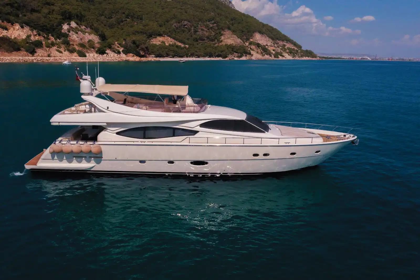 Роскошные мероприятия и морской круиз на 25-метровой яхте Ferretti в Анталии 11