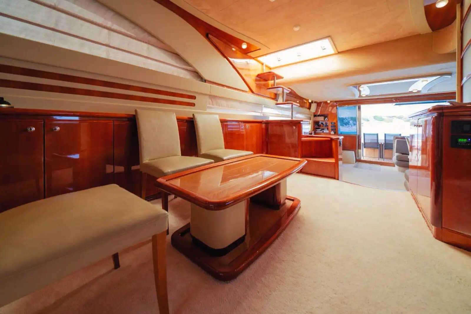 Роскошные мероприятия и морской круиз на 25-метровой яхте Ferretti в Анталии 16
