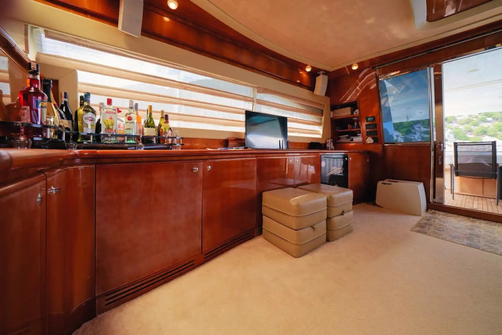 Роскошные мероприятия и морской круиз на 25-метровой яхте Ferretti в Анталии 18