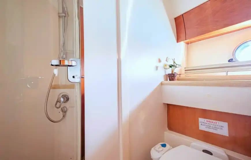 Private Cruise and Swimming Experience on an 18-Meter Motor Yacht in Antalya 14