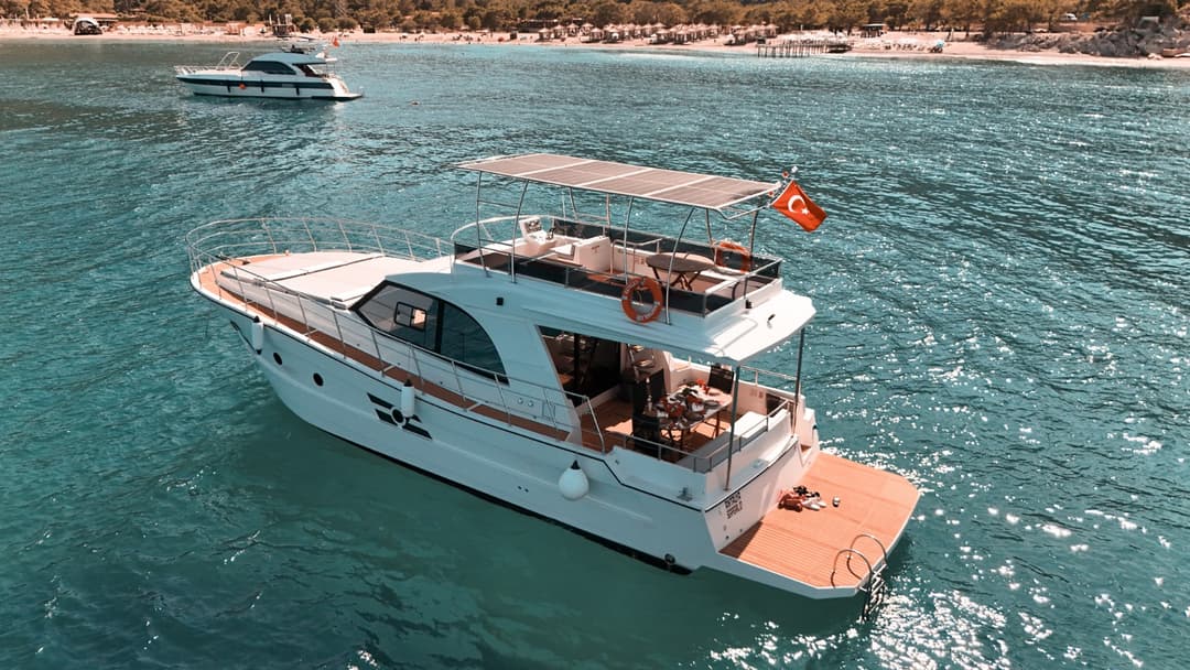 Antalya Center: 12 Meter Luxury Yacht with 3 Cabins for 12 Guests - Exclusive Trips & Unforgettable Memories