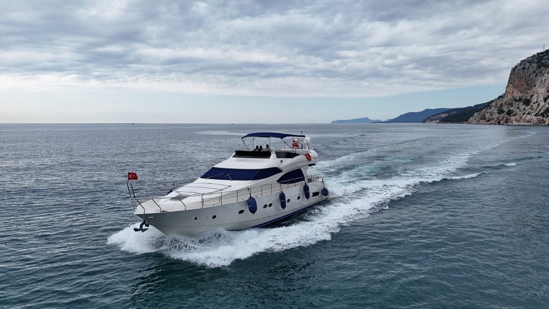 Antalya Center: 22 Meter Luxury Motor Yacht 'Andiamo' for 20 Guests, 3 Cabins, Private Trips & Blue Cruises