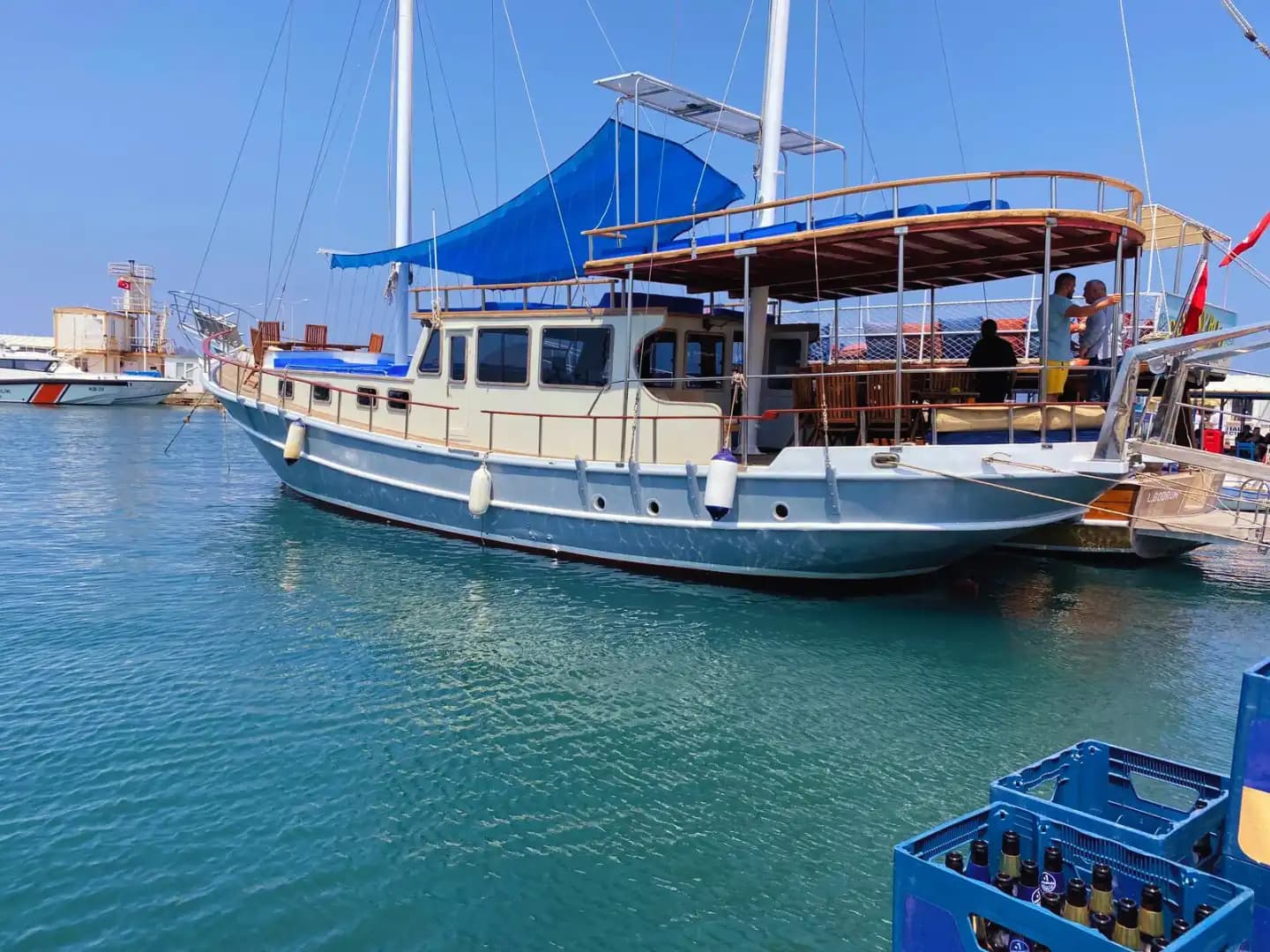 Explore the Turkish Riviera on a Privat Jacht with a 24-Personen Kapazität in Bodrum 3