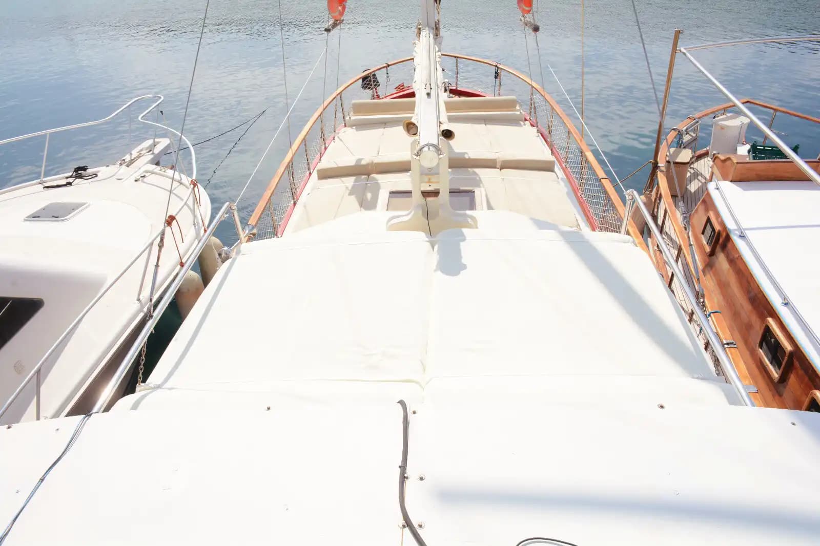 A Einzigartig Blaue Reise Erlebnis with a Maßgefertigte Boot in Bodrum – Up to 8 Gäste 4