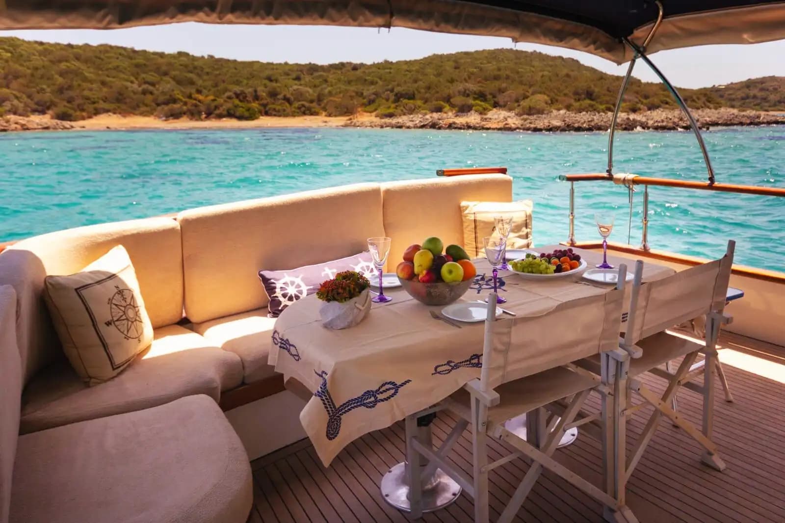 Nuitée or Daily Gulet Experience in Bodrum’s Stunning Blue Waters 13