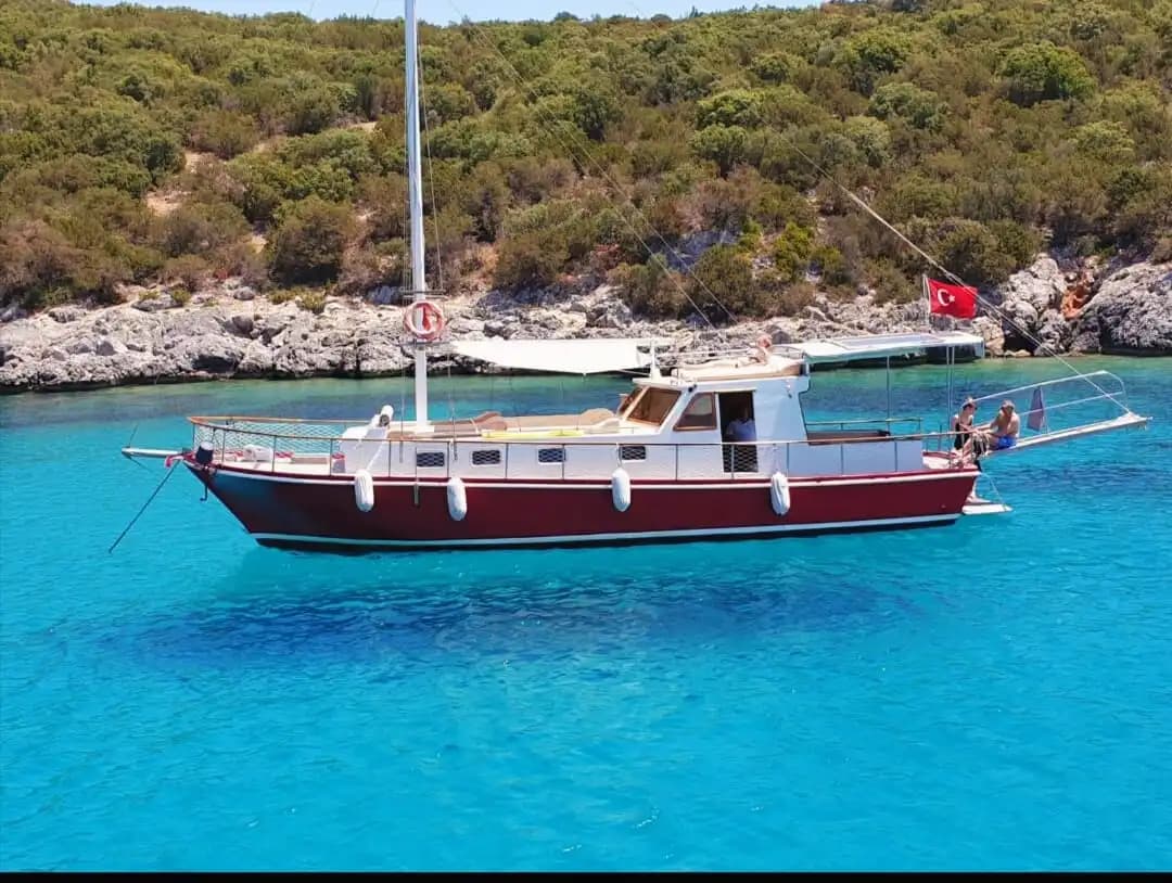 A Einzigartig Blaue Reise Erlebnis with a Maßgefertigte Boot in Bodrum – Up to 8 Gäste - Party auf dem Boot