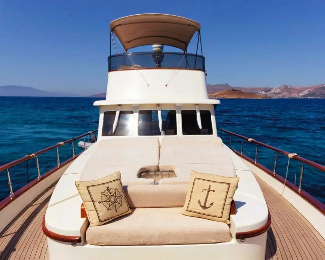 Nuitée or Daily Gulet Experience in Bodrum’s Stunning Blue Waters 7