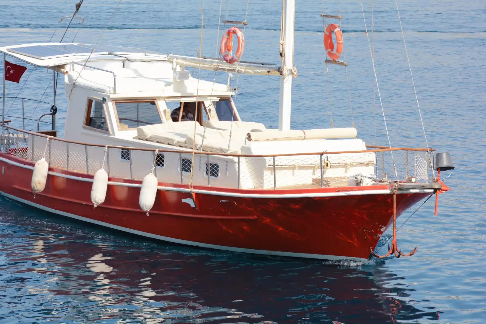 A Einzigartig Blaue Reise Erlebnis with a Maßgefertigte Boot in Bodrum – Up to 8 Gäste 6