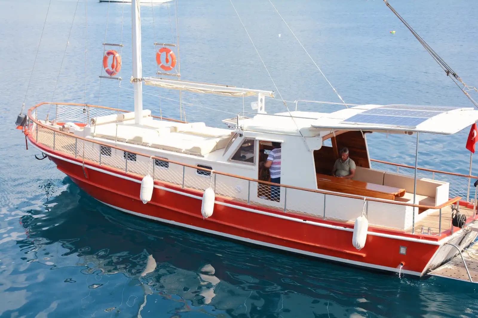 A Einzigartig Blaue Reise Erlebnis with a Maßgefertigte Boot in Bodrum – Up to 8 Gäste 8